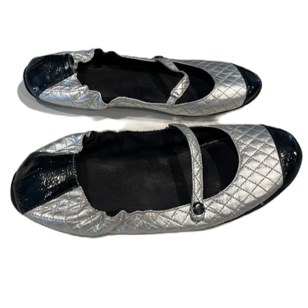 Elegant Silver and Black Women's Ballet Flats size 9